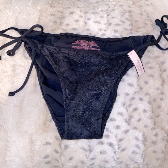 Victoria's Secret Other - NEW! VS bikini bottoms